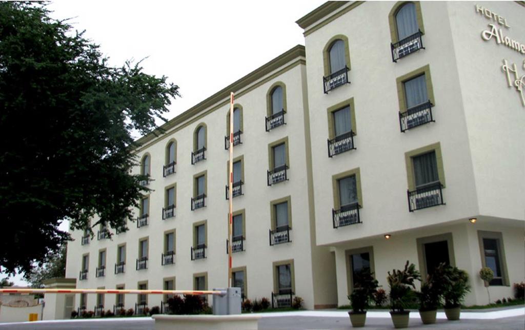 Hotel Alameda Express Matamoros  Eksteriør billede